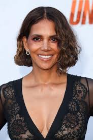 The Journey of Halle Berry: A Hollywood Icon