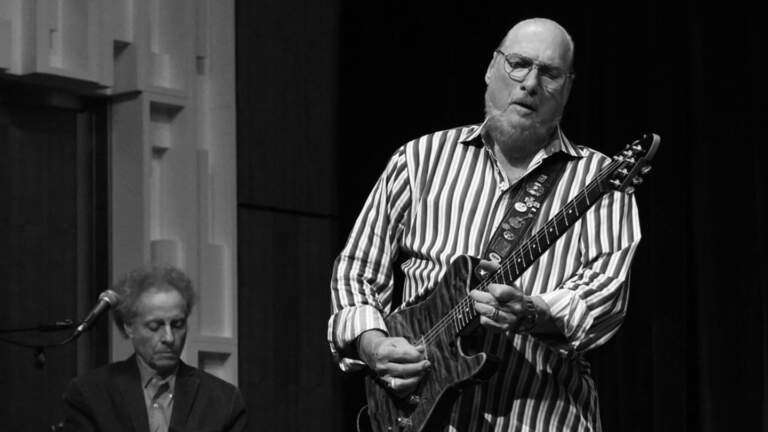 The Legendary Steve Cropper: A Guitar Icon’s Journey