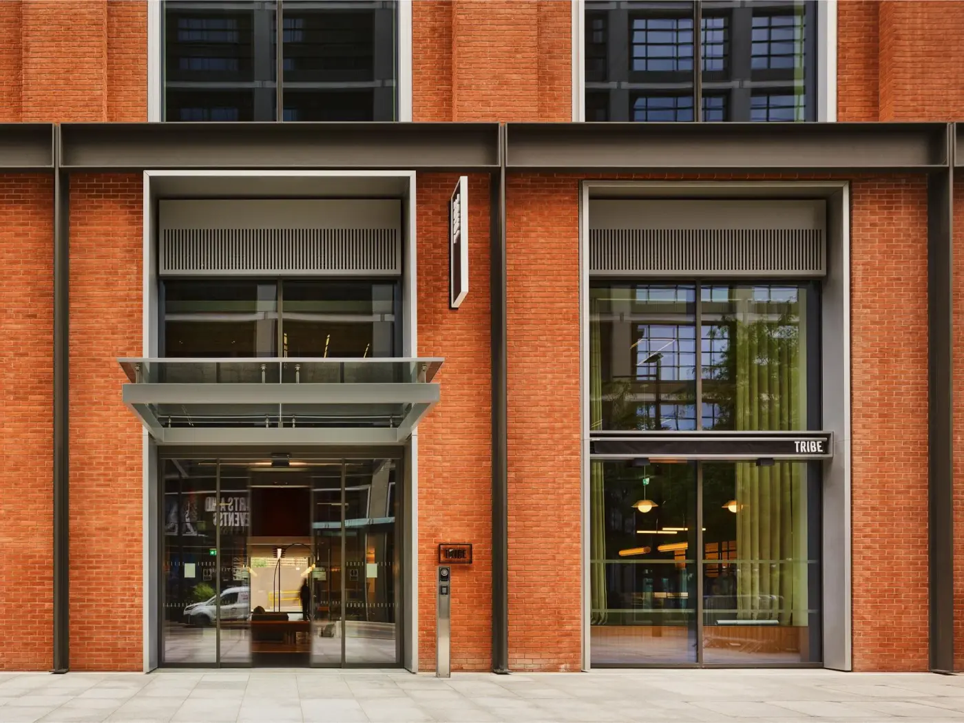 Canary Wharf: London’s Thriving Financial District