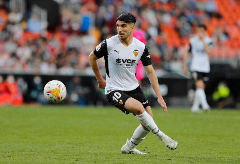 Carlos Soler: A Rising Star in the World of Football