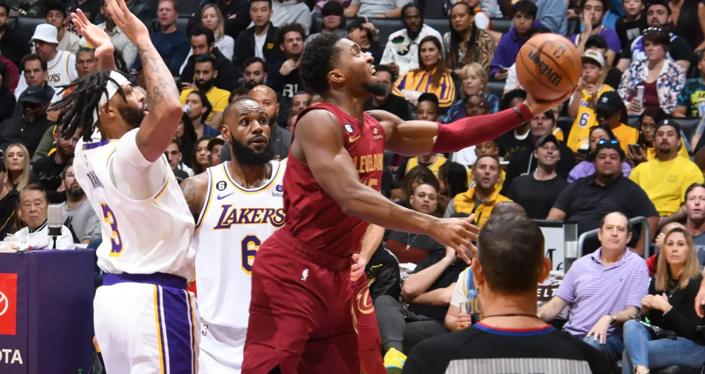 The Cavaliers vs Lakers: A Rivalry Renewed in 2023