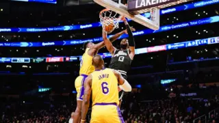 The Fierce Rivalry: Clippers vs Lakers in the NBA