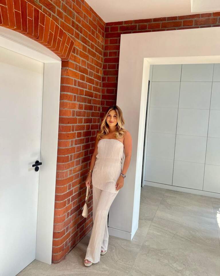 Dani Dyer: A Look at Her Journey and Impact