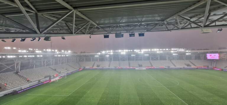 Dinamo București Takes on Petrolul in Exciting Football Clash