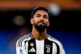 Douglas Luiz: The Rising Star Making Waves in Football