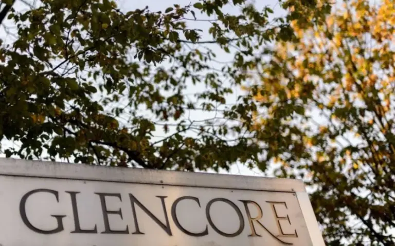 Understanding the Current Glencore Share Price Trends