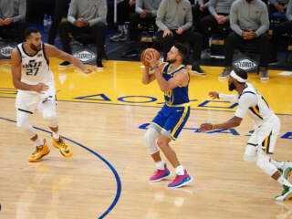 Jazz vs Warriors: An Intriguing NBA Rivalry in 2023