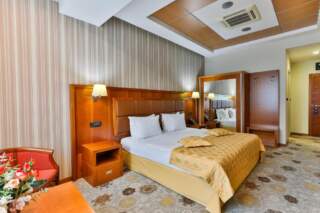 An Insight into Kings Park Hotel: Luxury and Comfort