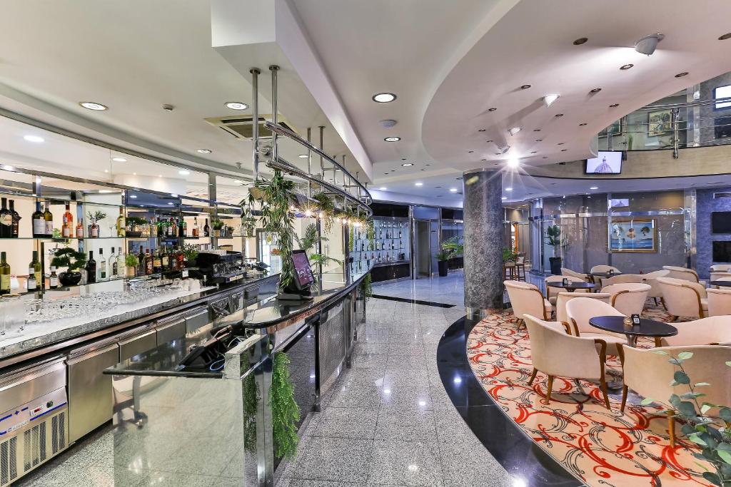An Insight into Kings Park Hotel