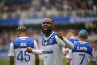 Lassine Sinayoko: A New Force in Football