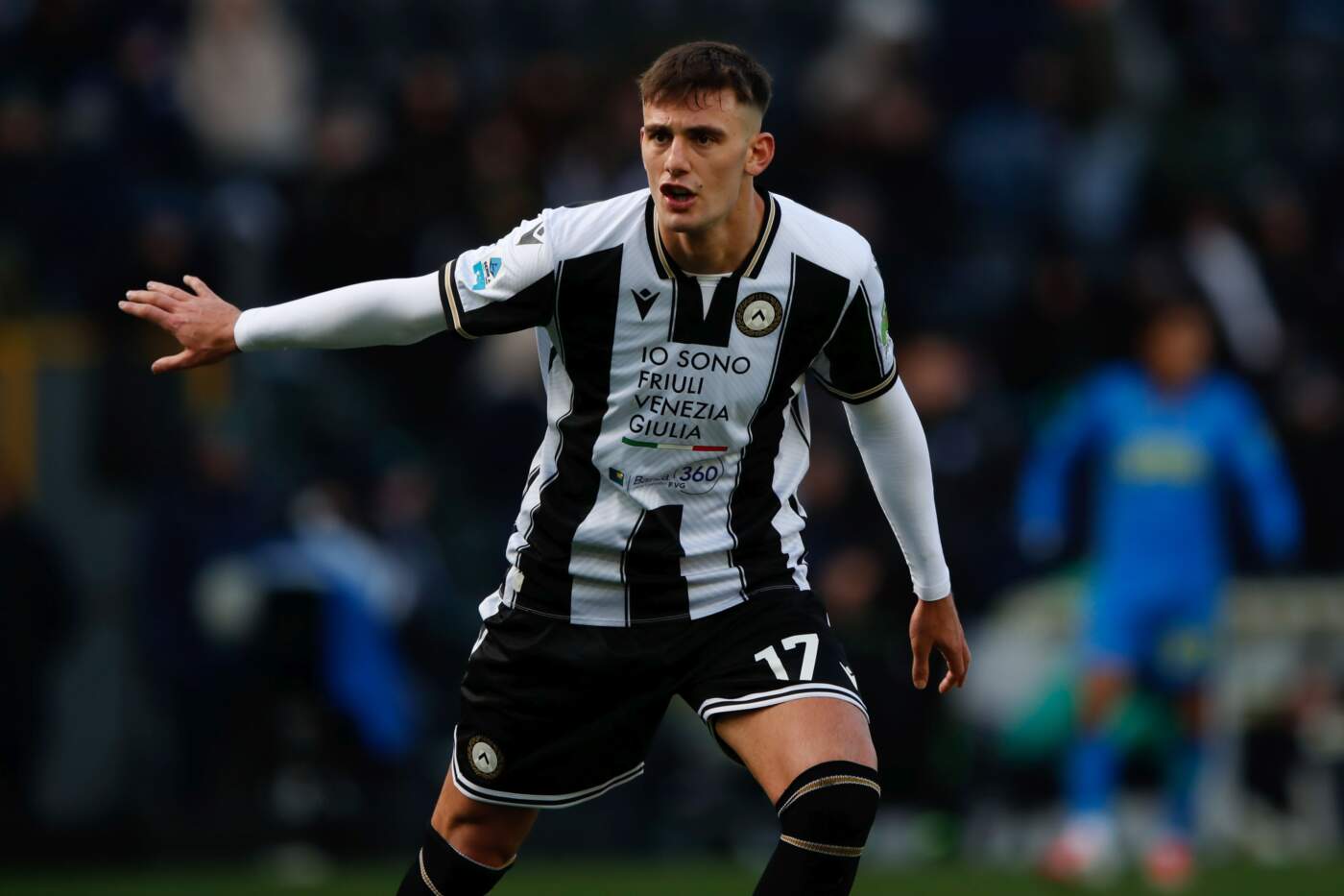 Lorenzo Lucca: The Rise of a Football Prodigy