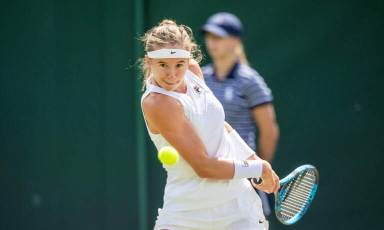The Rise of Nikola Bartunkova: A Tennis Prodigy