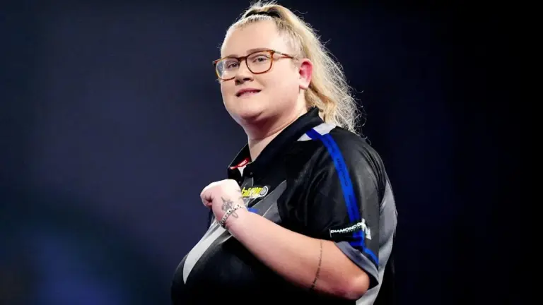 Beau Greaves Makes History as First Woman to Hit Nine-Dart Finish on PDC ProTour