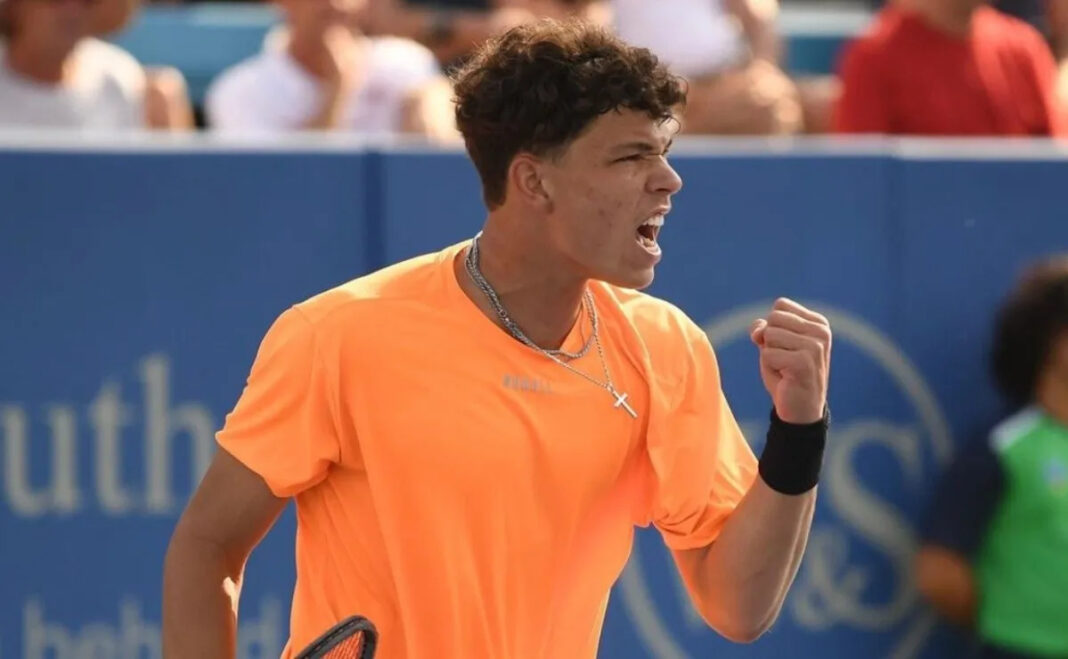Ben Shelton: A New Force in Professional Tennis