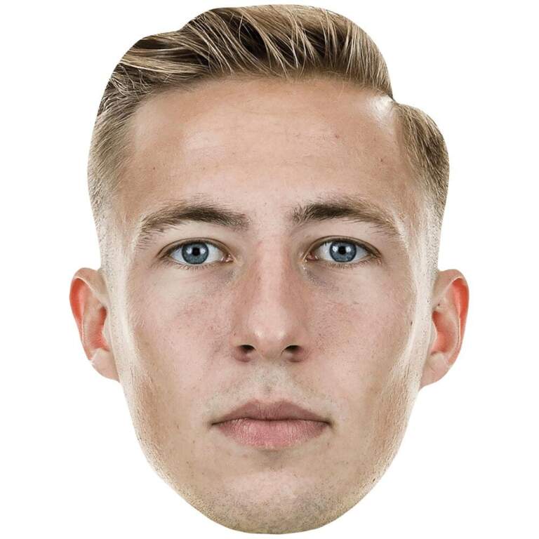 Exploring the Career of Felix Passlack: A Rising Football Star