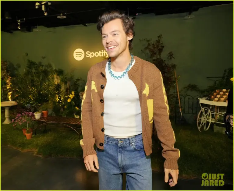 Harry Styles Listening Party: Fans Gather for Exclusive Preview