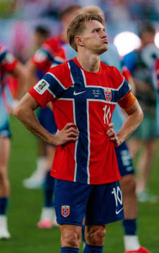Martin Odegaard: Football Player Biography 