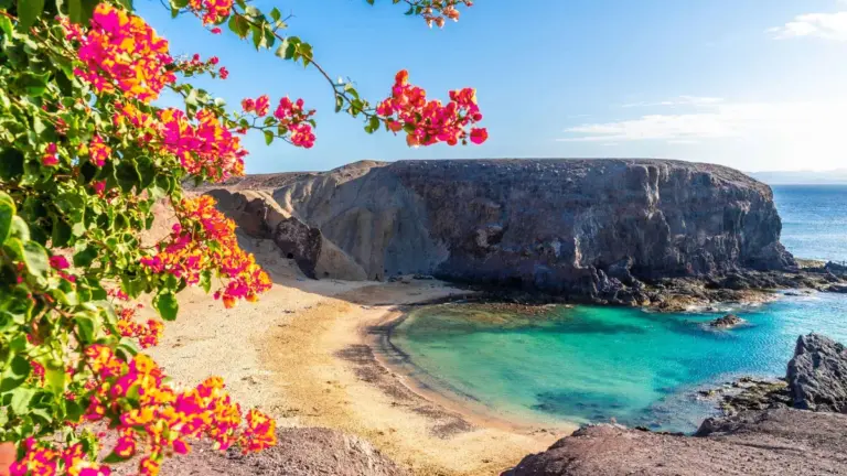 Lanzarote Weather: Yellow Alerts Issued for Wind and High Seas