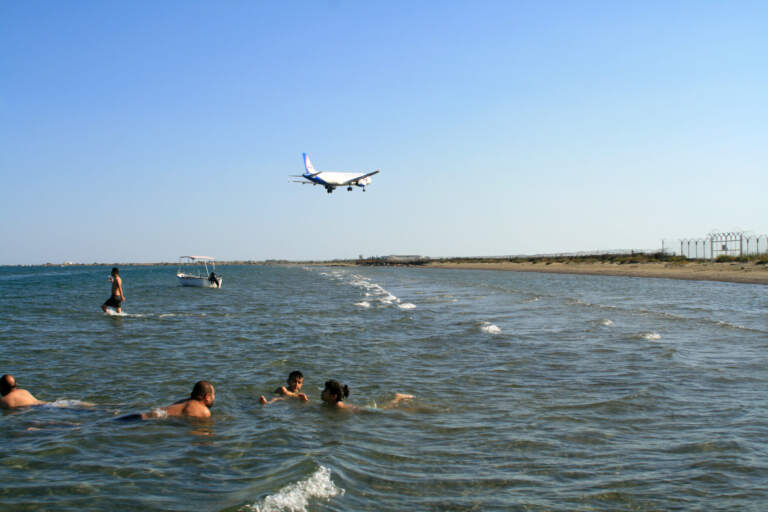 Explore Affordable Larnaca Flights: Latest Offers