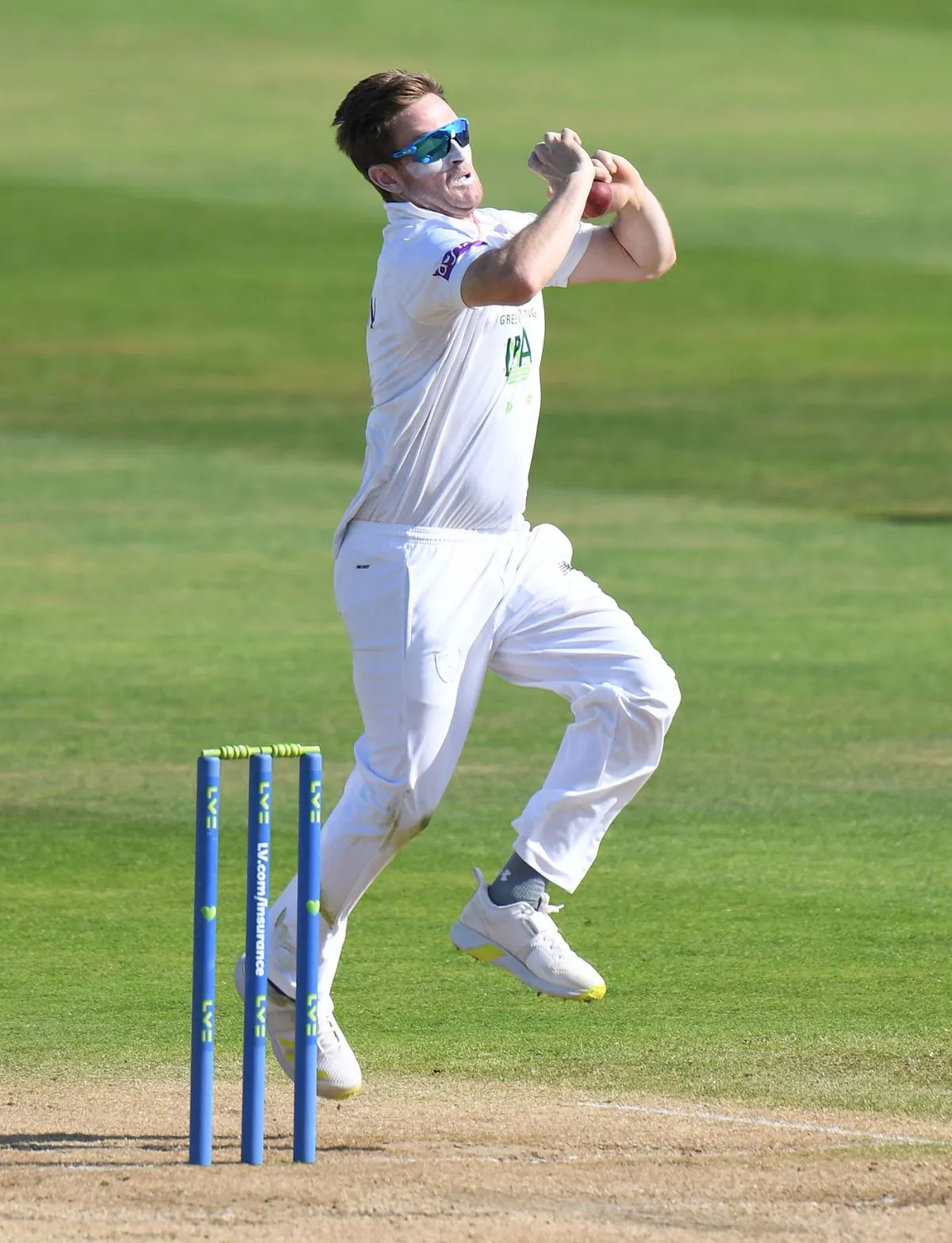Liam Dawson Leads England to Victory in T20 World Cup Against Pakistan