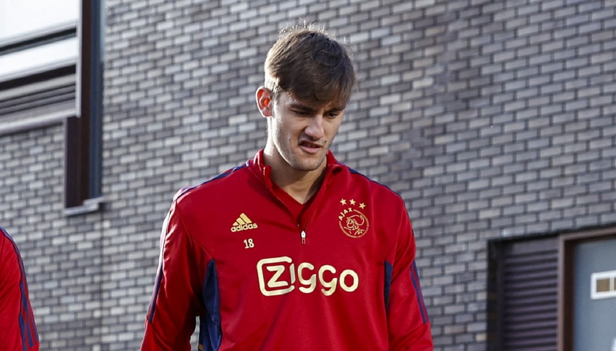 Lorenzo Lucca: The Future of Football