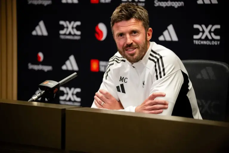 Manchester United Aims for Victory in man u v everton Clash