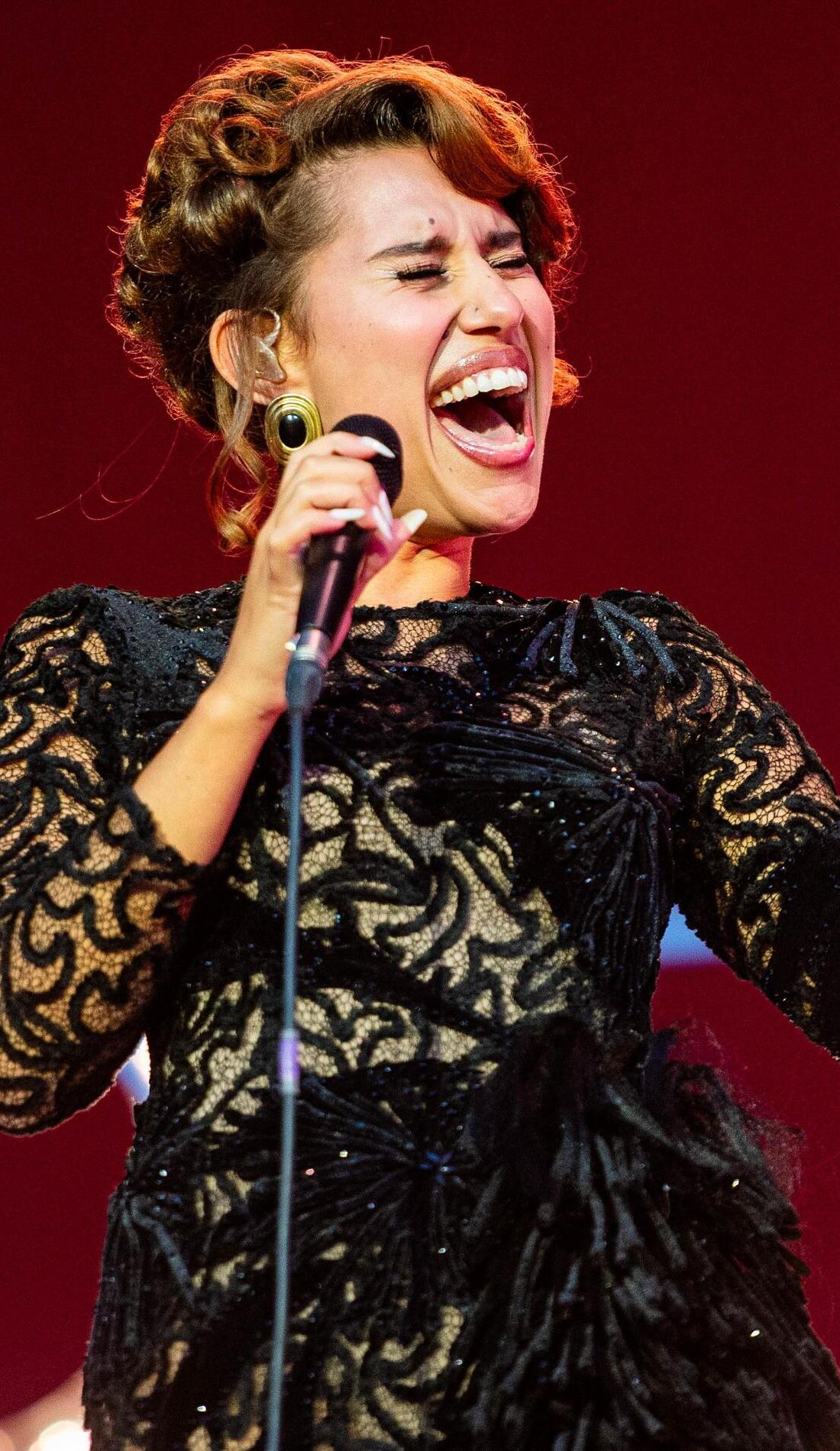 Raye: The Rising Star in the Music Industry