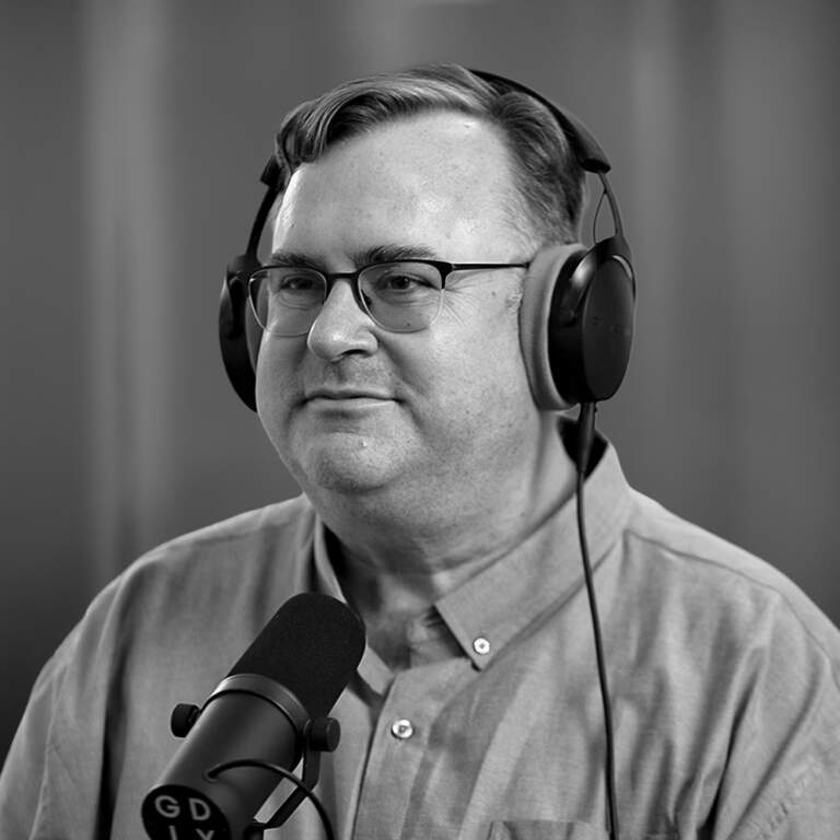 Exploring the Impact of Reid Hoffman on Technology and Investment
