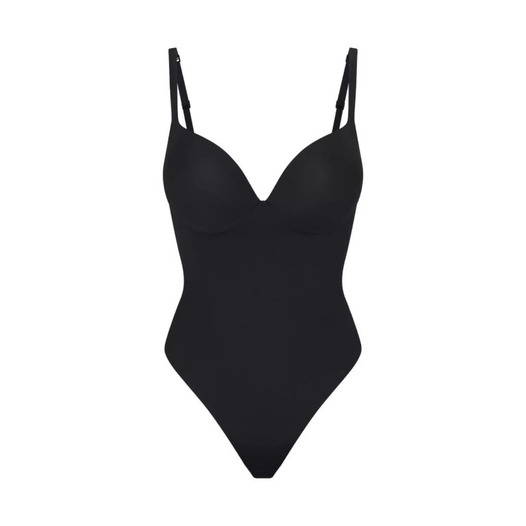 The Rise of Skims: Redefining Shapewear