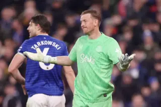 Everton’s Struggles Continue: thierno barry and the 1-0 Loss to Manchester United