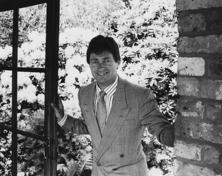 Alan titchmarsh’s budget honeymoon in Cornwall