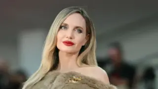 Angelina Jolie Shines at Shanghai Fashion Week