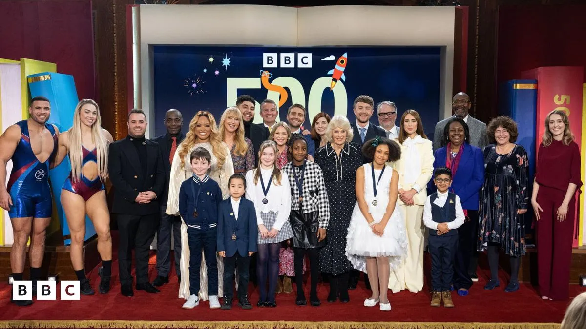 Bradley walsh shines at BBC 500 Words competition