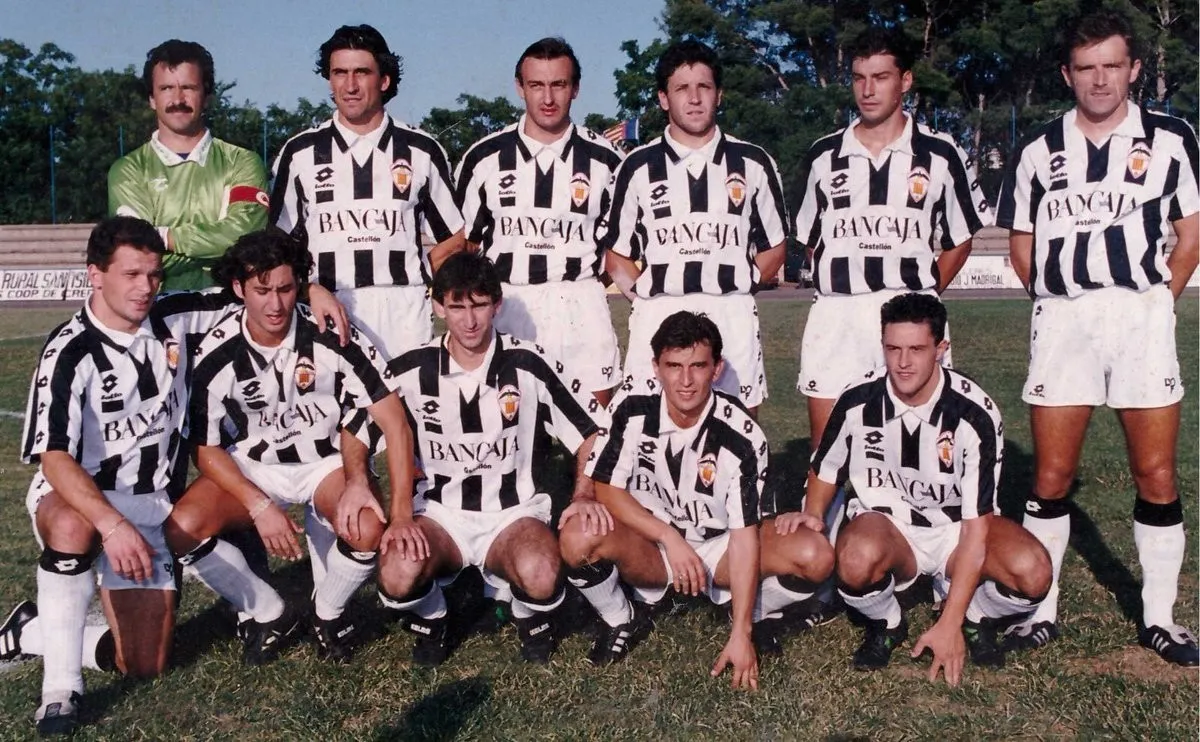 Cd castellon: CD Castellón: A New Retro Shirt and a Fresh Start