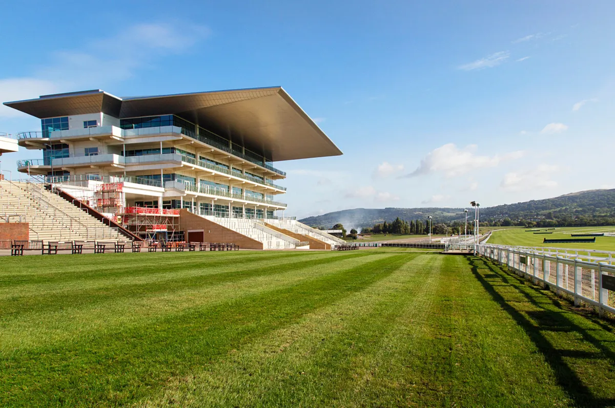 Cheltenham races