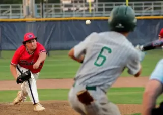 Effingham County Baseball Team Faces Defeat Against Greenbrier