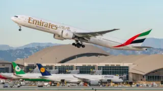 Emirates Flights Suspended Amid Security Alert in Dubai