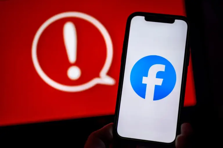 Facebook down