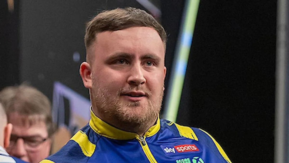 James wade advances in the 2026 ladbrokes uk open