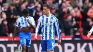 Jerry Yates Scores as Sheffield Wednesday Ends Winless Streak