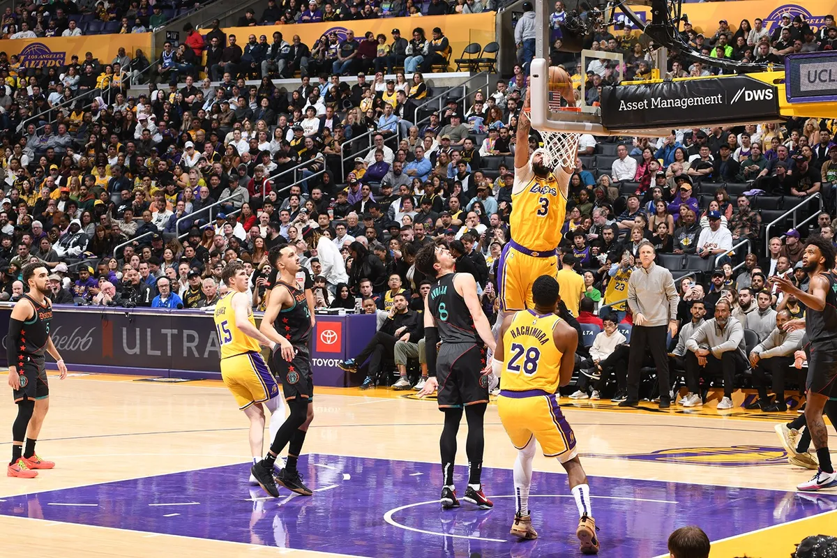 Lakers vs Wizards: A Showdown at Crypto.com Arena