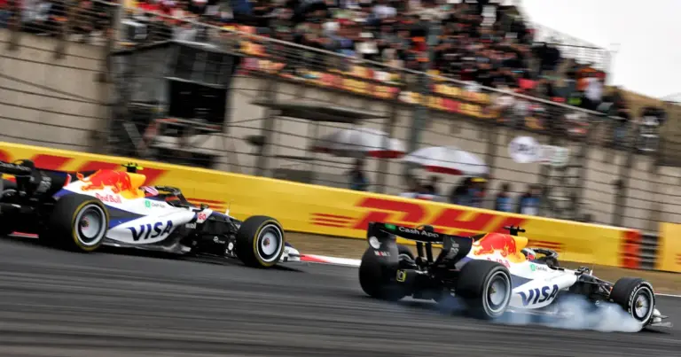 Lindblad Makes History in Formula 1 Debut