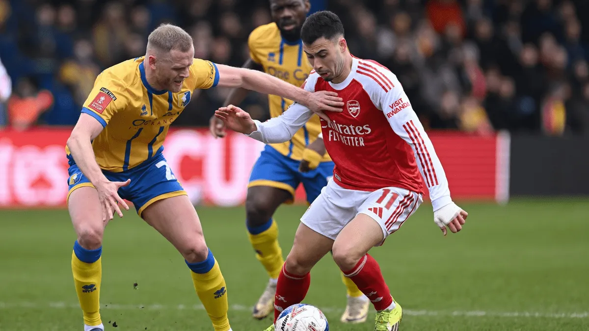 Mansfield town vs arsenal