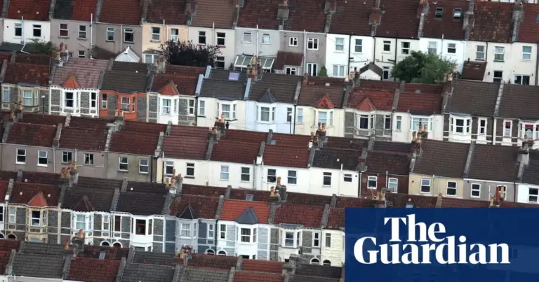 Mortgage rates: Current  Surge Amid Market Turmoil