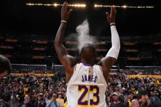 Pacers vs Lakers: A Thrilling Matchup in Indianapolis