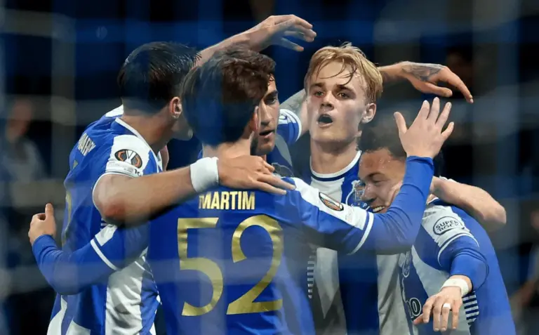 Porto FC Triumphs at Dragao Stadium Against Stuttgart