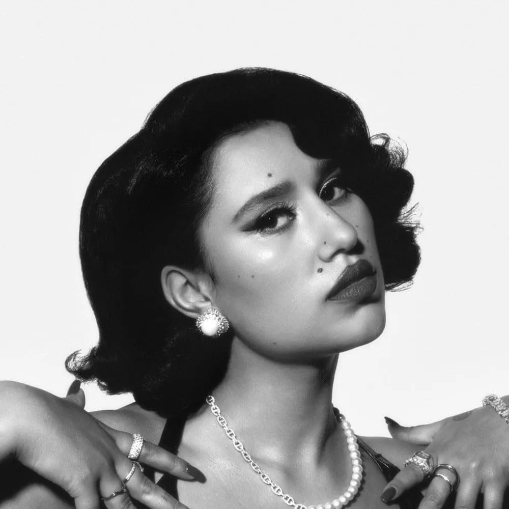 RAYE’s Journey to Her New Album: THIS MUSIC MAY CONTAIN HOPE