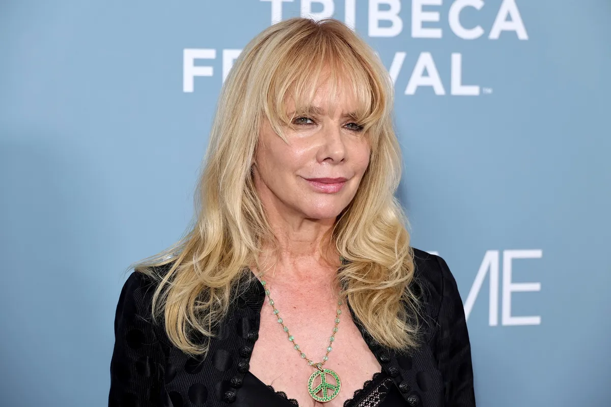 Rosanna arquette and quentin tarantino’s conflict over racial slur in pulp fiction