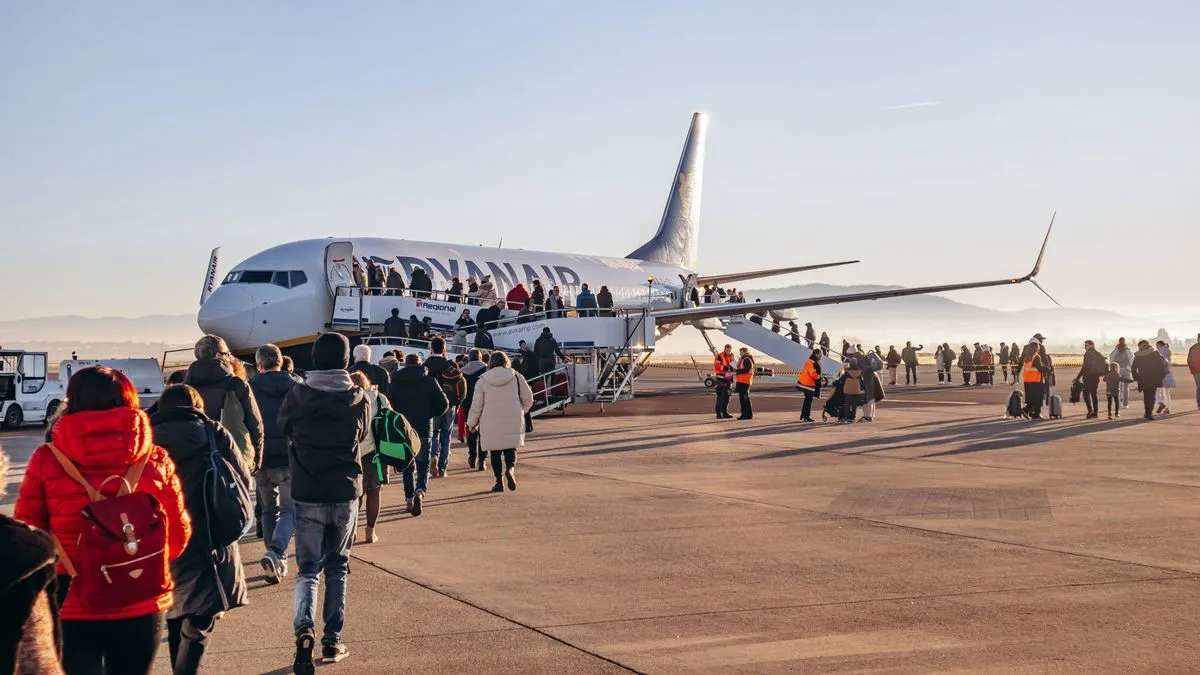 Ryan air: Ryanair Updates Travel Policies for Pregnant Passengers