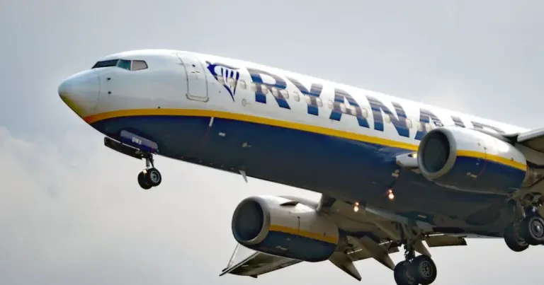 Ryanair Updates Cabin Bag Policy and Pregnancy Travel Rules